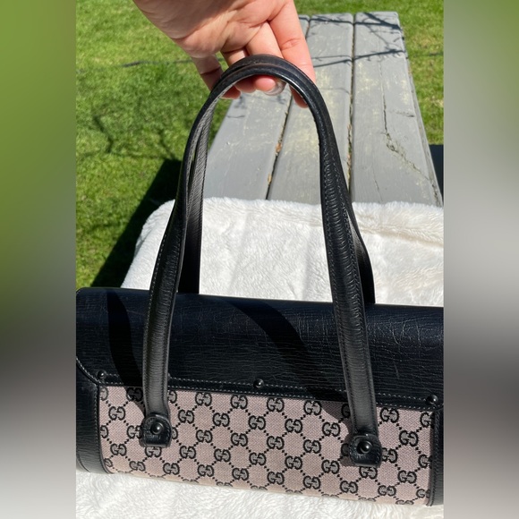 Gucci shoulder bag - Picture 8 of 16